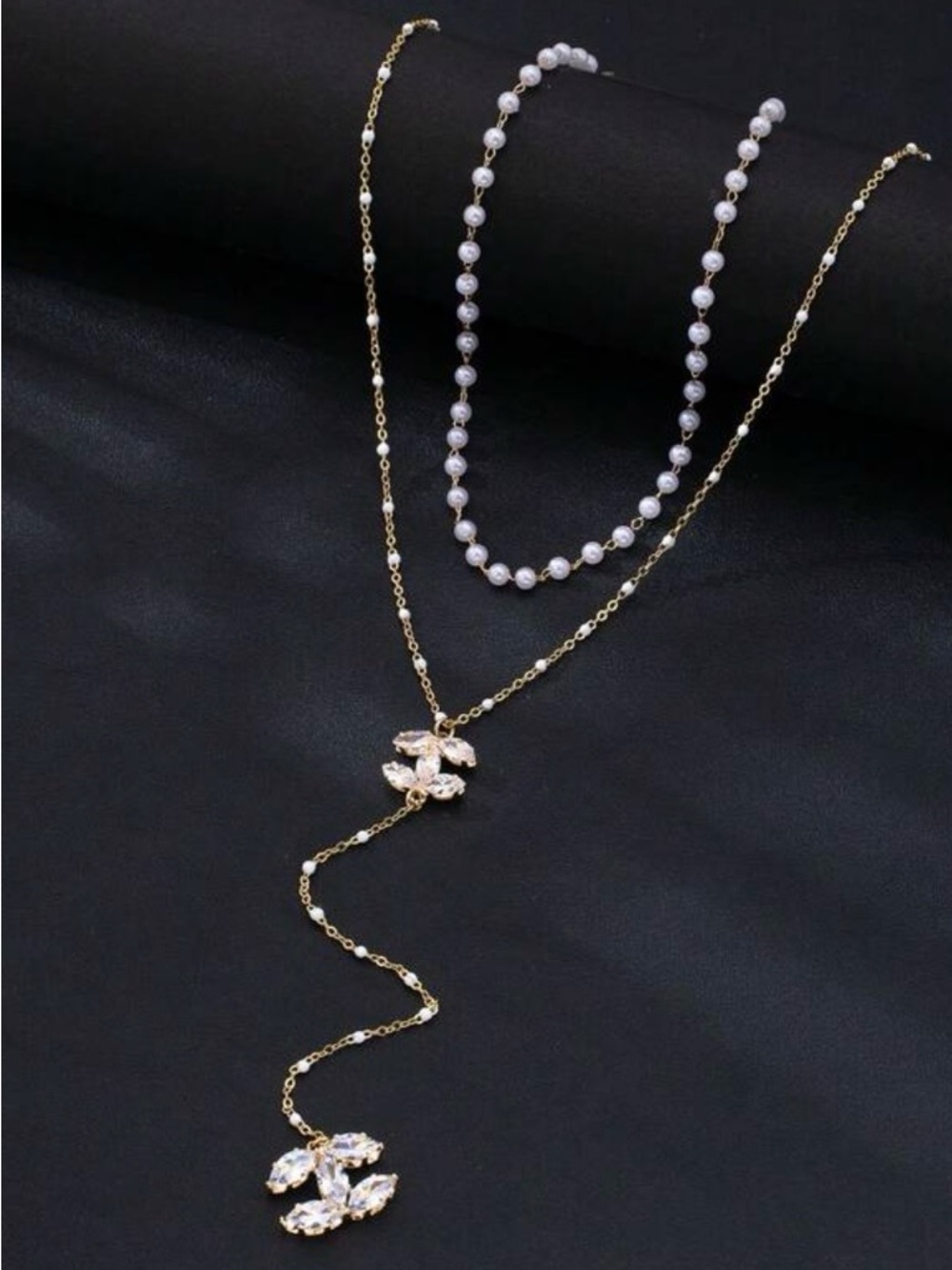 π©΅CC Necklace with Crystal Drops π©΅ - Picture 4 of 6